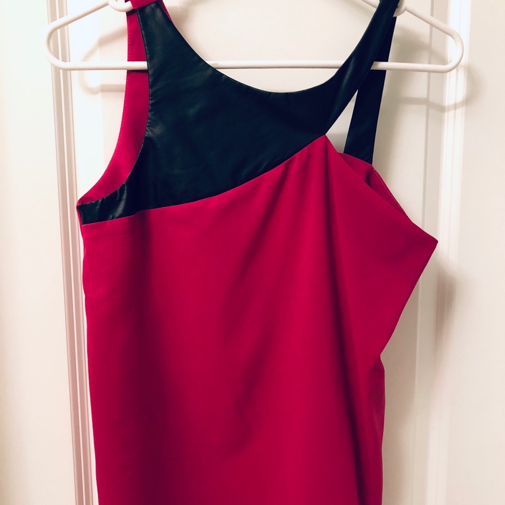 C. Luce pink top (small)